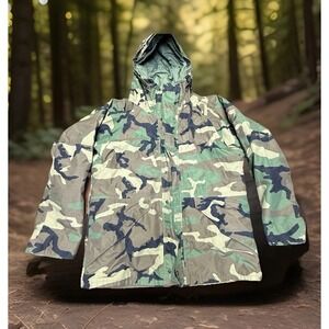 US Military Army Jacket Men's Medium Woodland Camo Cold Weather Parka Hooded Vtg